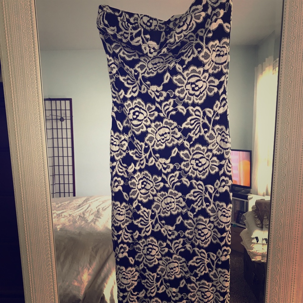 Black & White midi dress. NWT